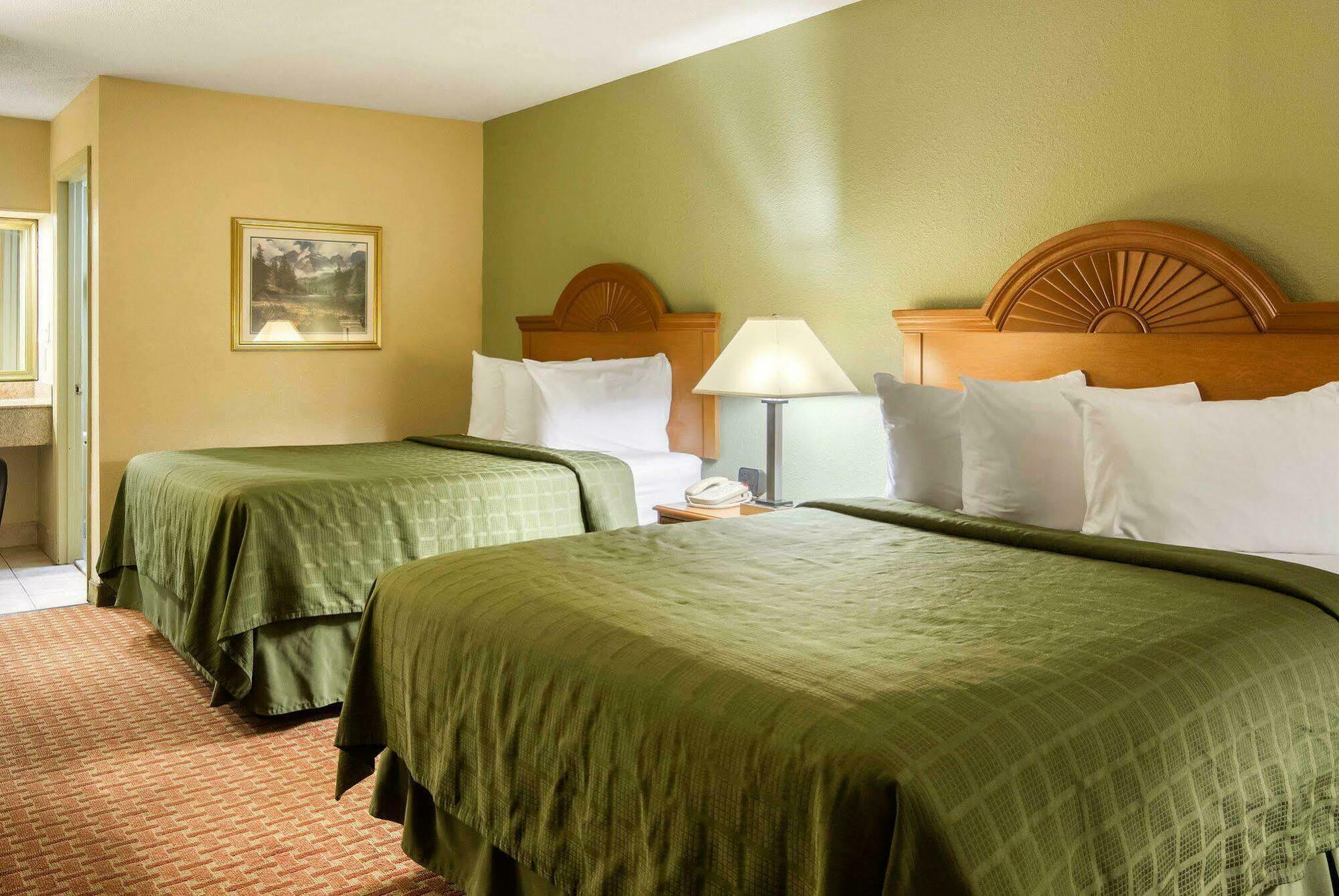 Quality Inn South Hill I-85 Esterno foto