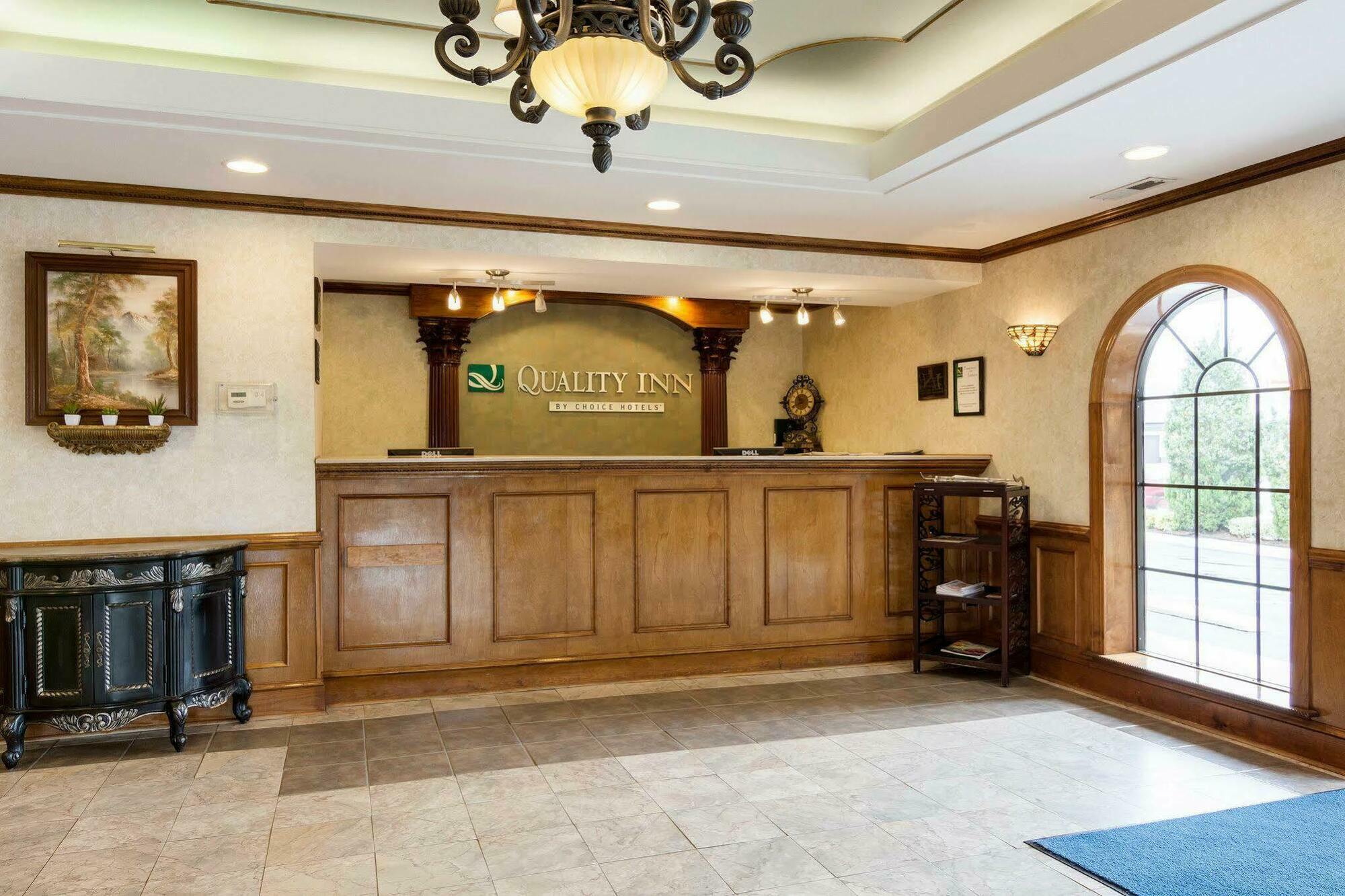 Quality Inn South Hill I-85 Esterno foto